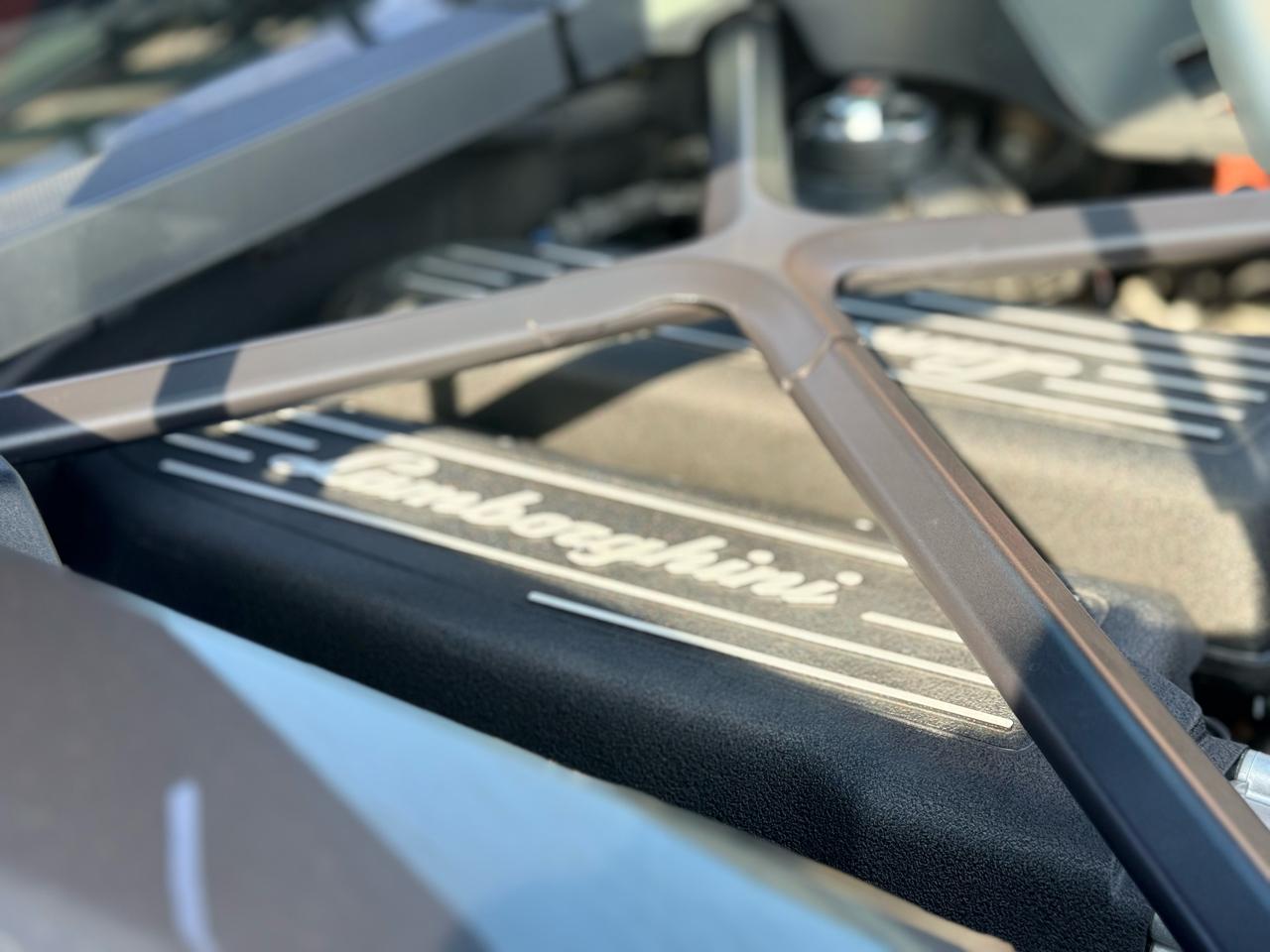 Lamborghini Huracan EVO Coupe 2021