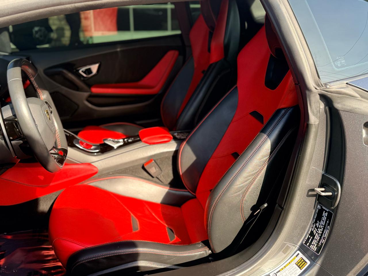 Lamborghini Huracan EVO Coupe 2021