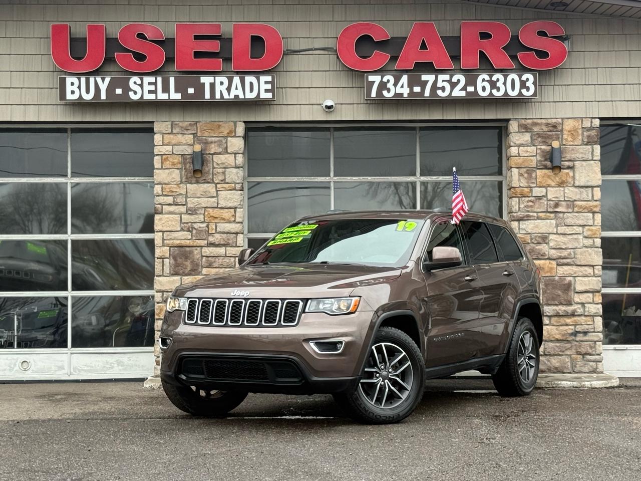 2019 Jeep Grand Cherokee Laredo 4WD