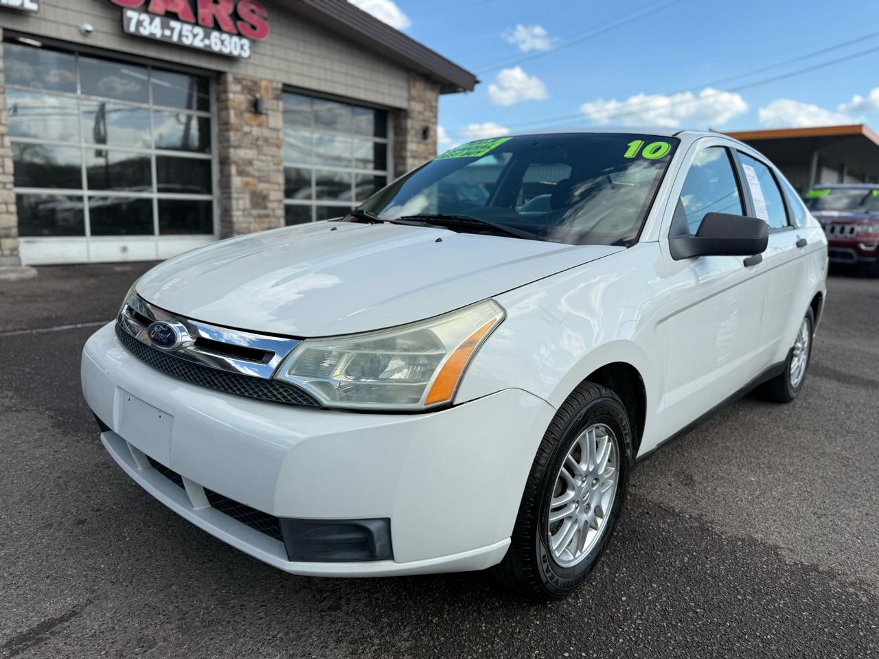 Ford Focus SE Sedan 2011