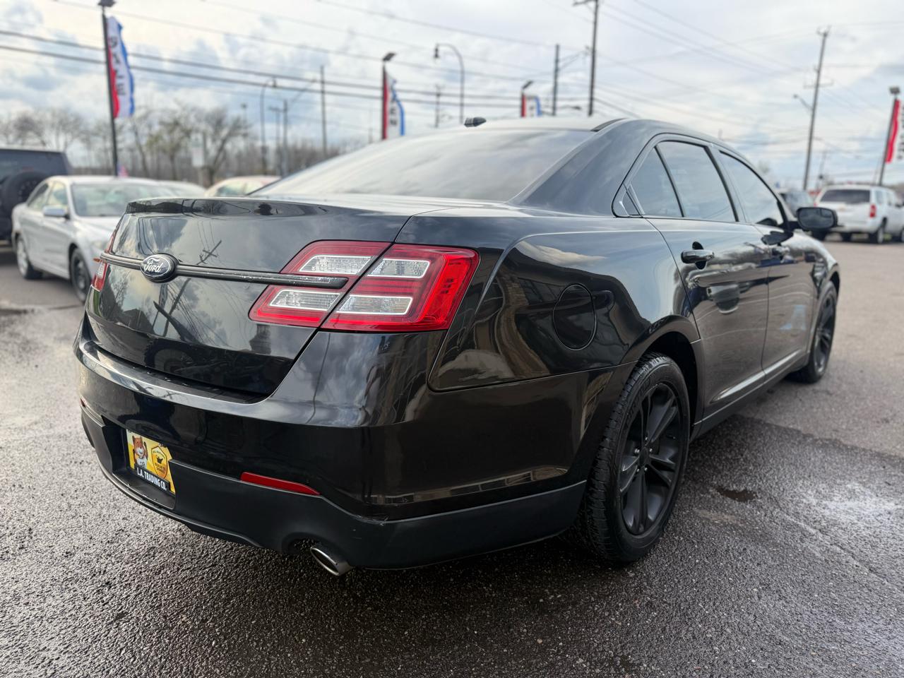Ford Taurus SEL FWD 2014