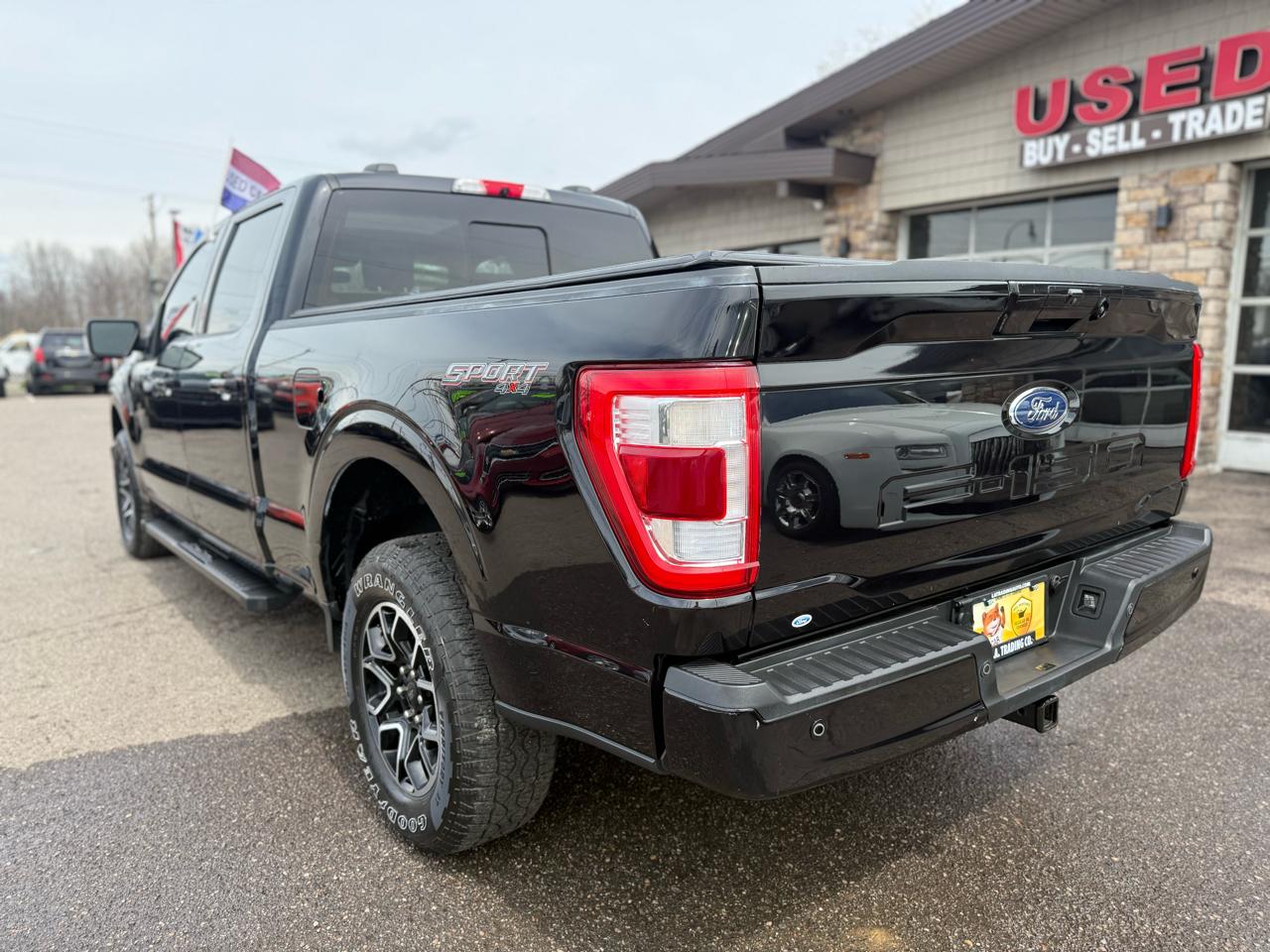 Ford F-150 4WD SuperCrew 150" Lariat 2021