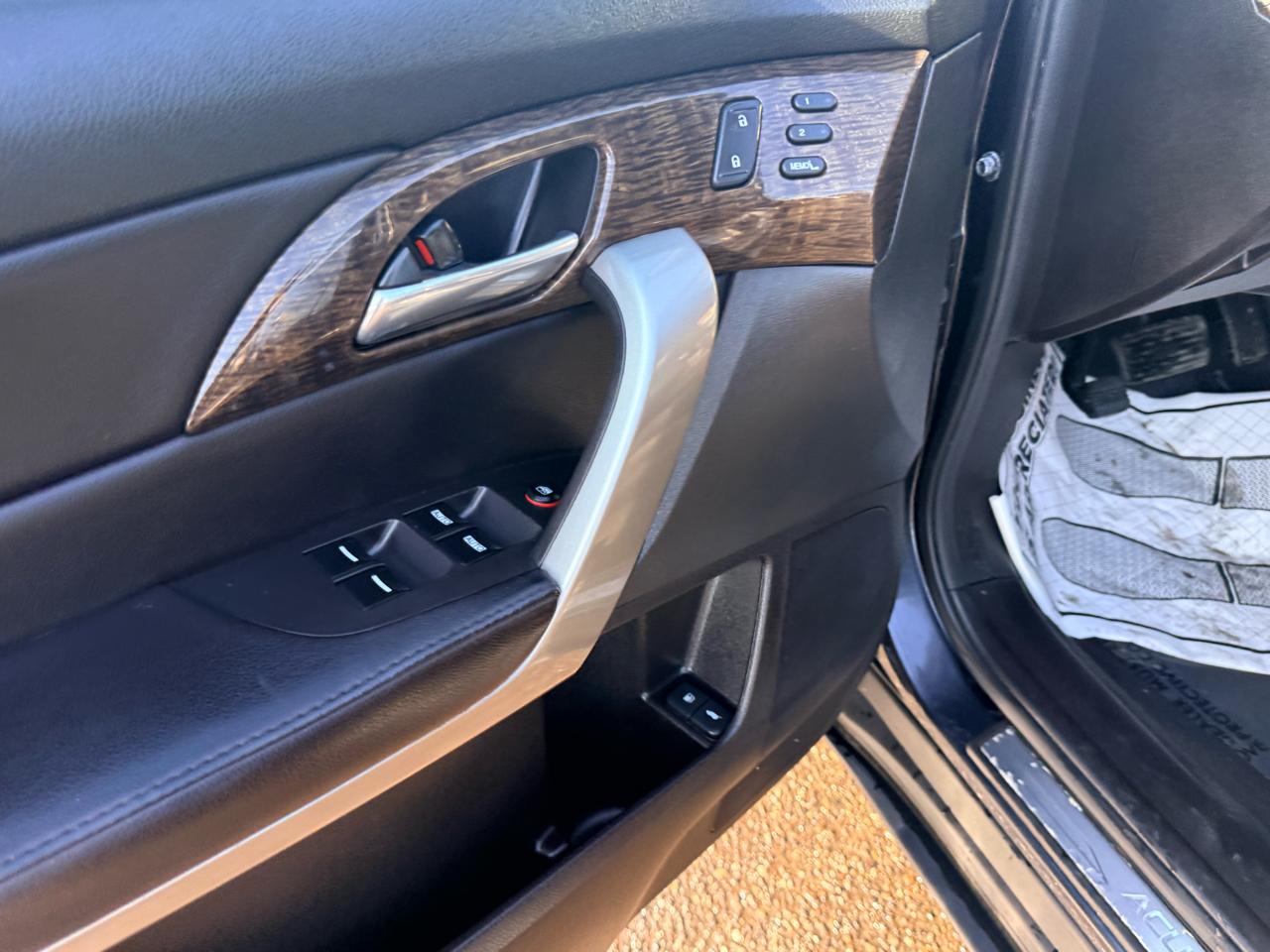 Acura MDX 6-Spd AT w/Tech Package 2013