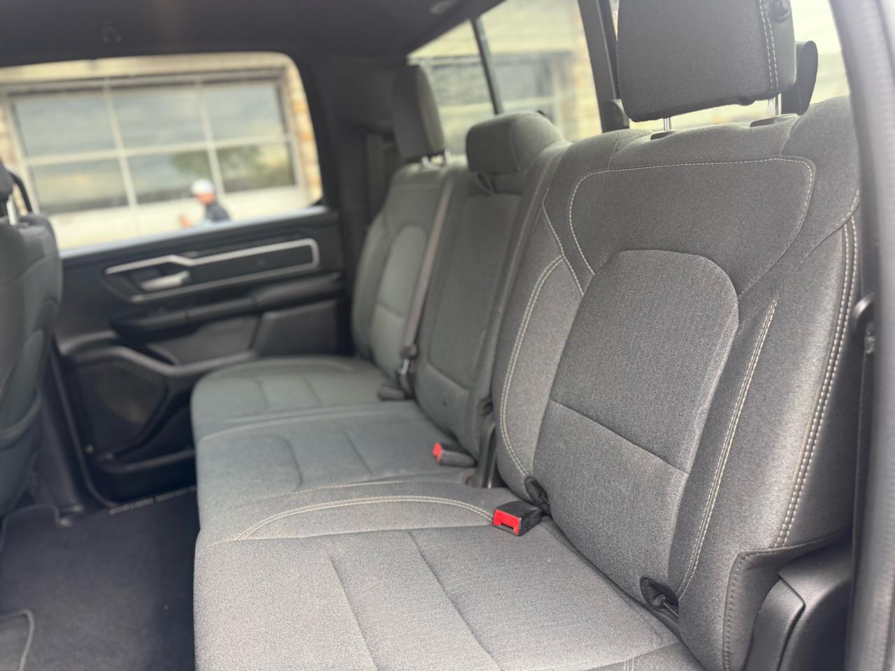 RAM 1500 Big Horn Crew Cab SWB 4WD 2020