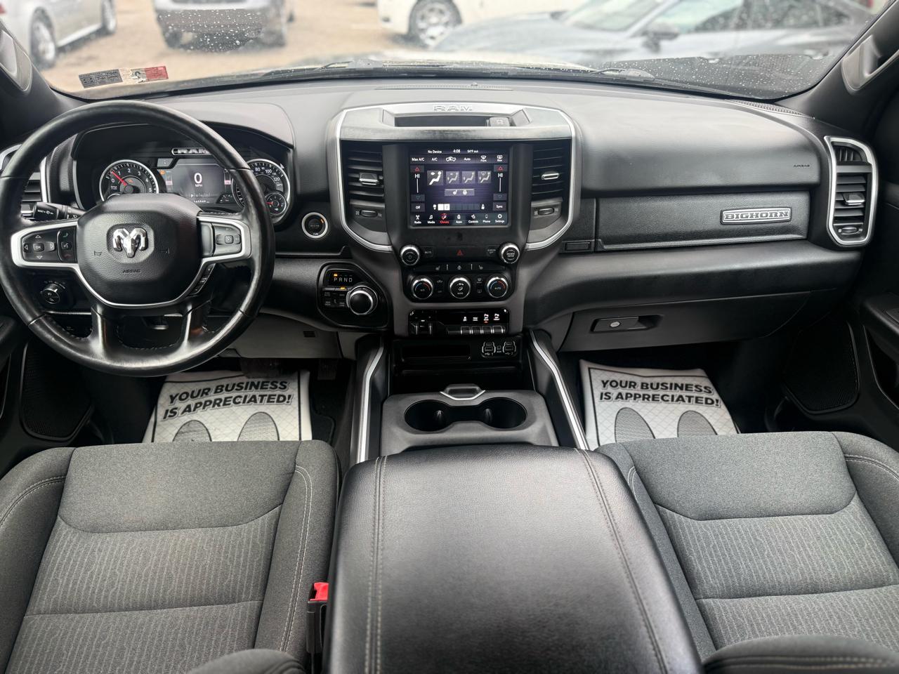 RAM 1500 Big Horn Crew Cab SWB 4WD 2020