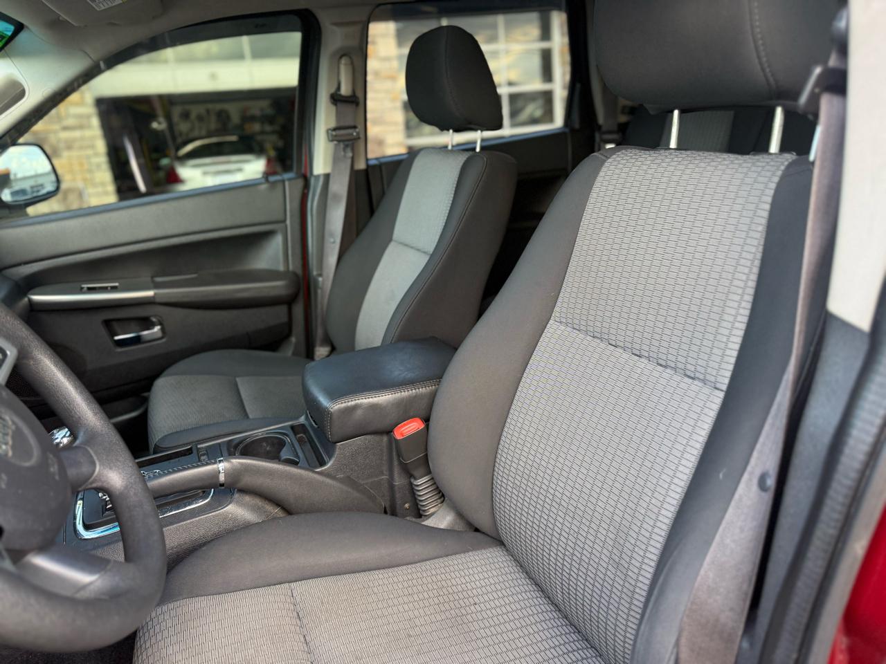 Jeep Grand Cherokee Laredo 4WD 2009