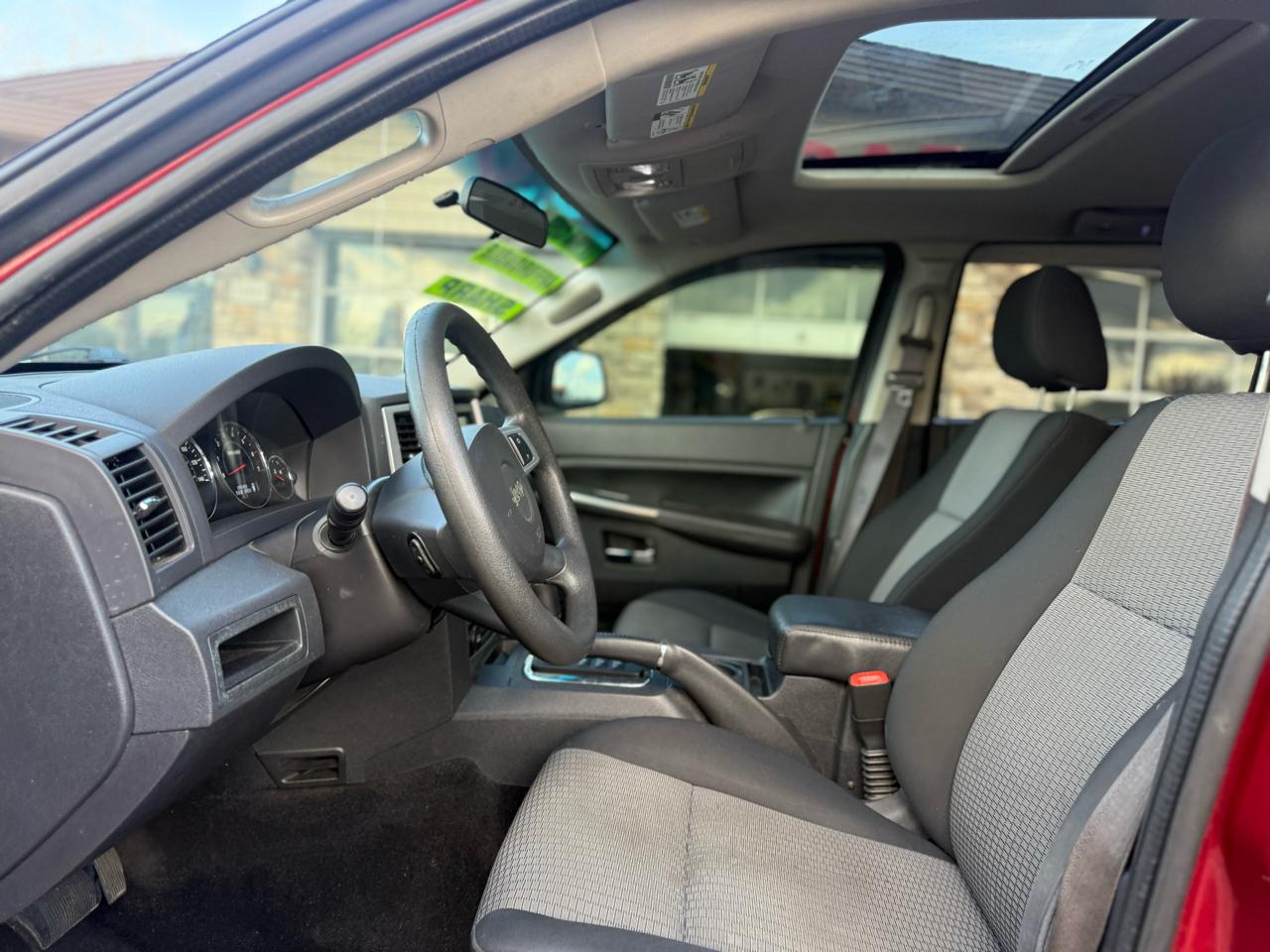 Jeep Grand Cherokee Laredo 4WD 2009