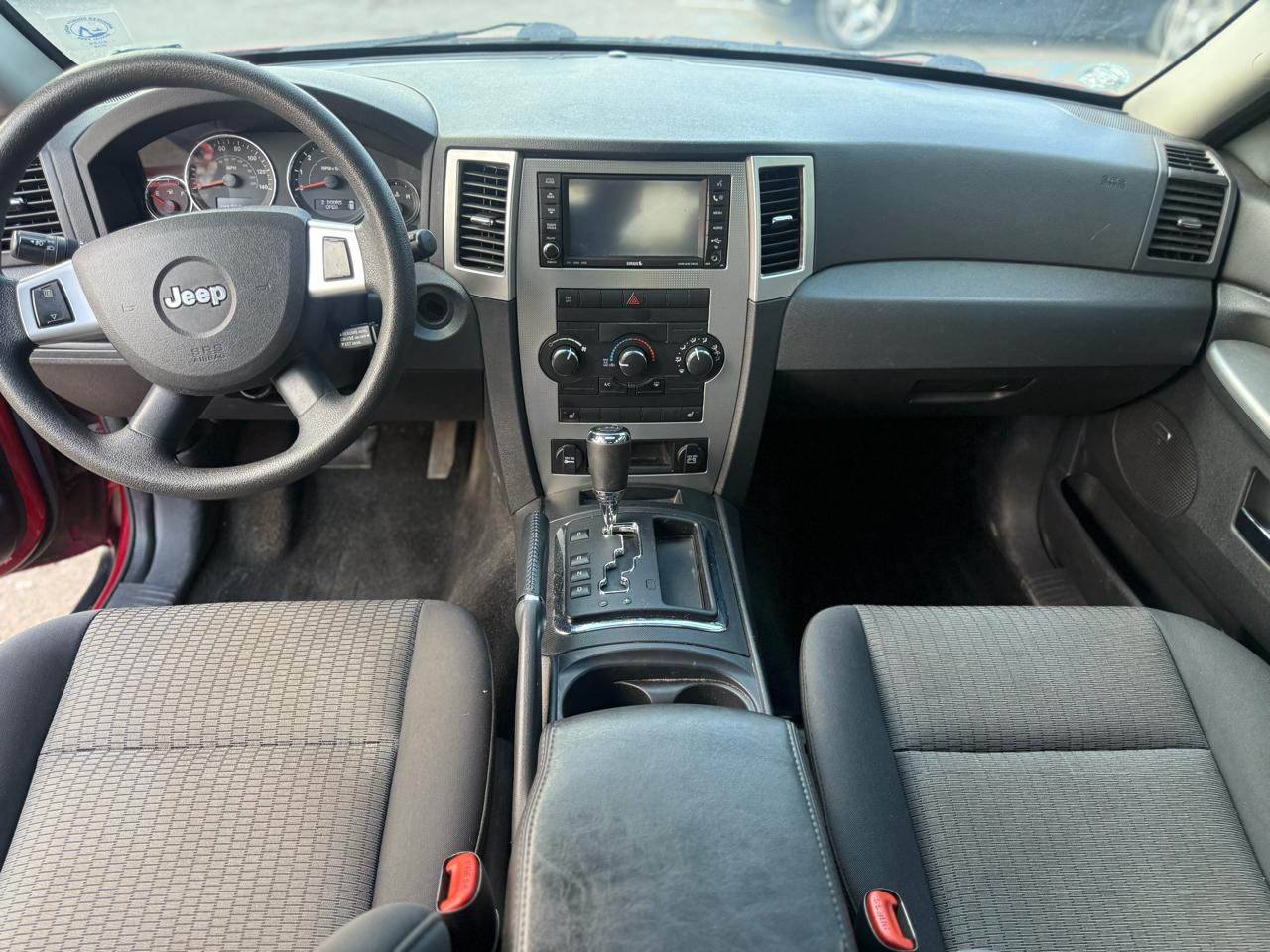 Jeep Grand Cherokee Laredo 4WD 2009