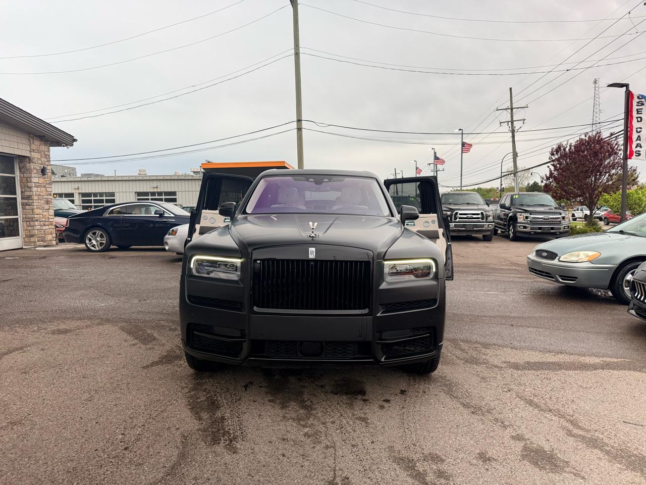 Rolls-Royce Cullinan Base 2020