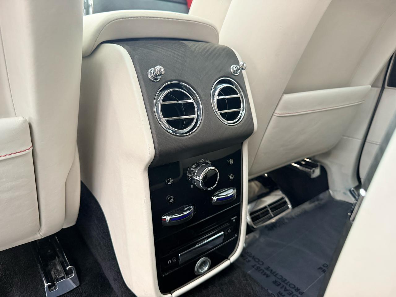 Rolls-Royce Cullinan Base 2020