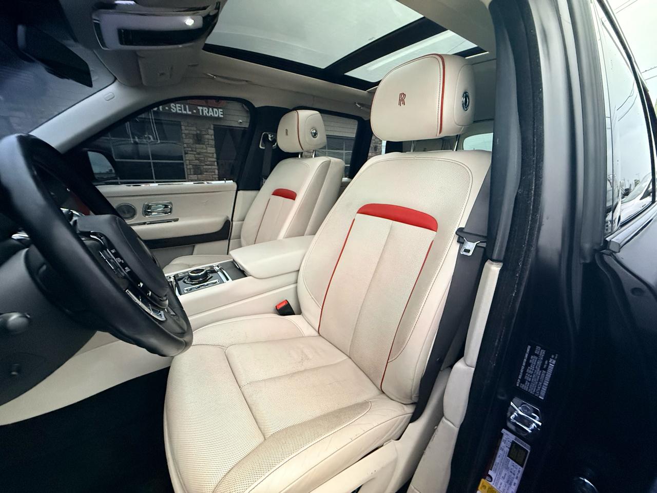 Rolls-Royce Cullinan Base 2020