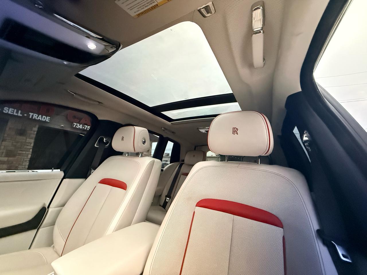 Rolls-Royce Cullinan Base 2020