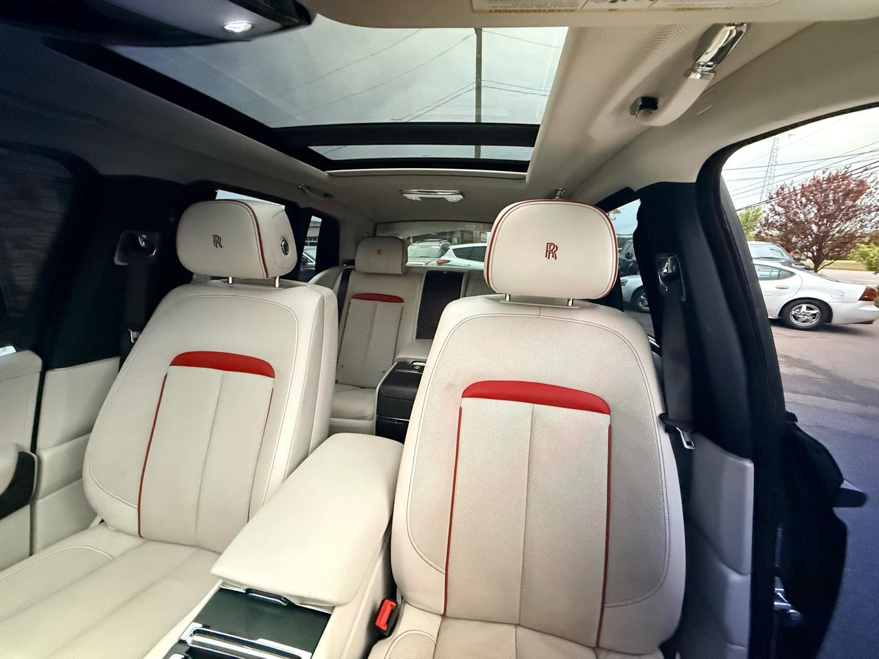 Rolls-Royce Cullinan Base 2020
