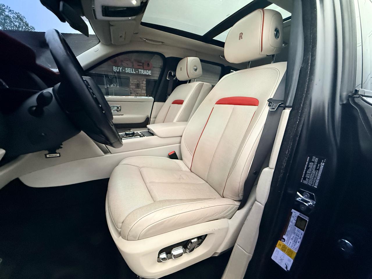 Rolls-Royce Cullinan Base 2020