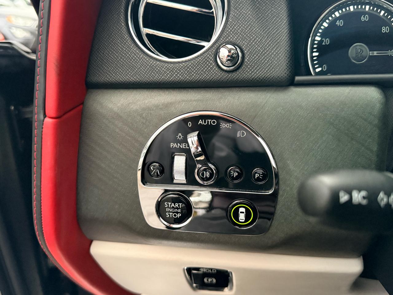 Rolls-Royce Cullinan Base 2020