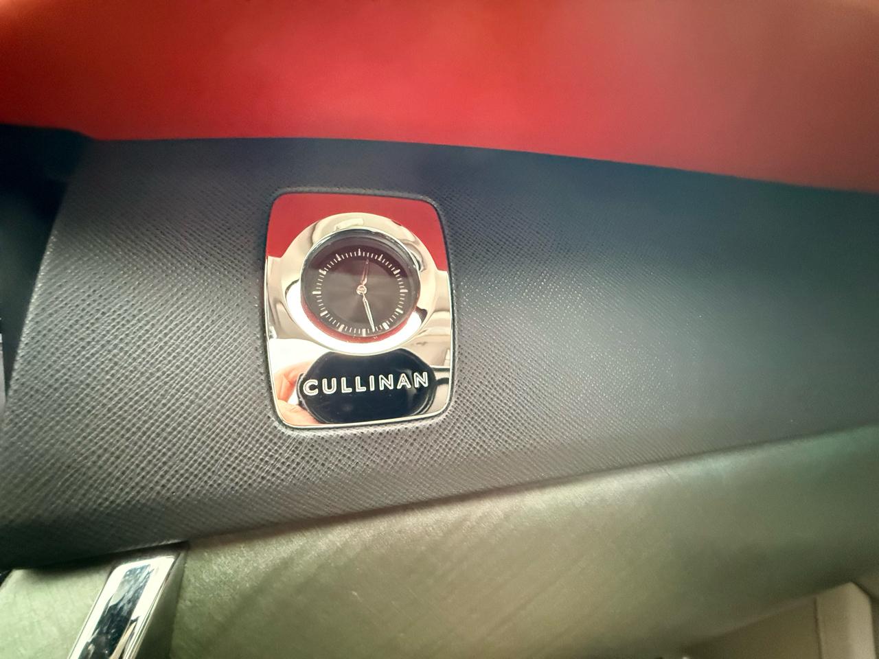 Rolls-Royce Cullinan Base 2020