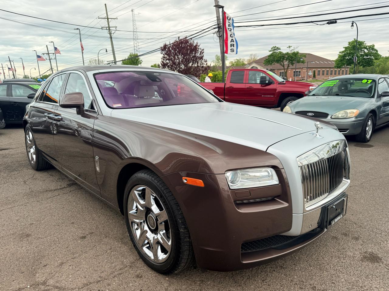 Rolls-Royce Ghost Sedan 2012