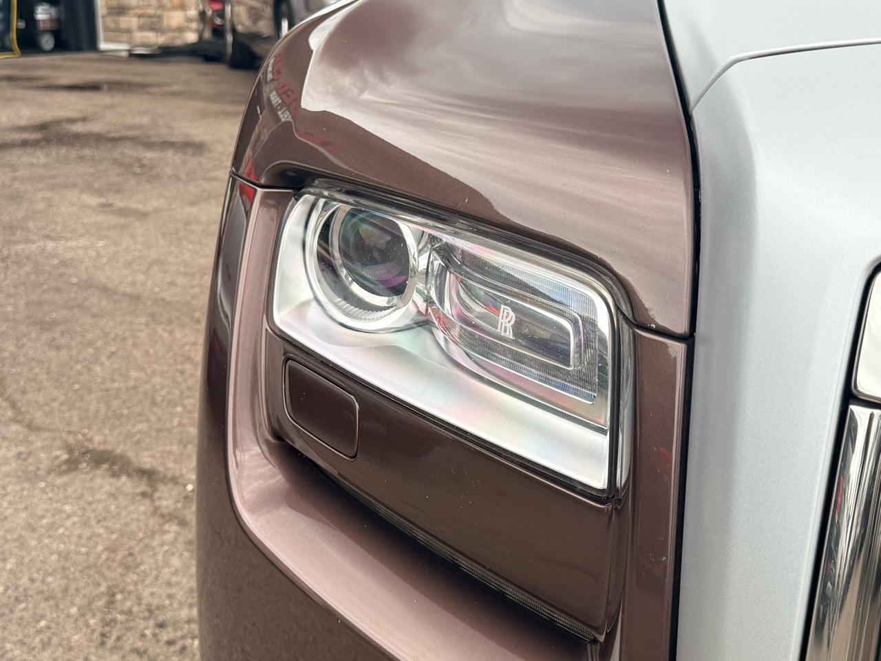 Rolls-Royce Ghost Sedan 2012