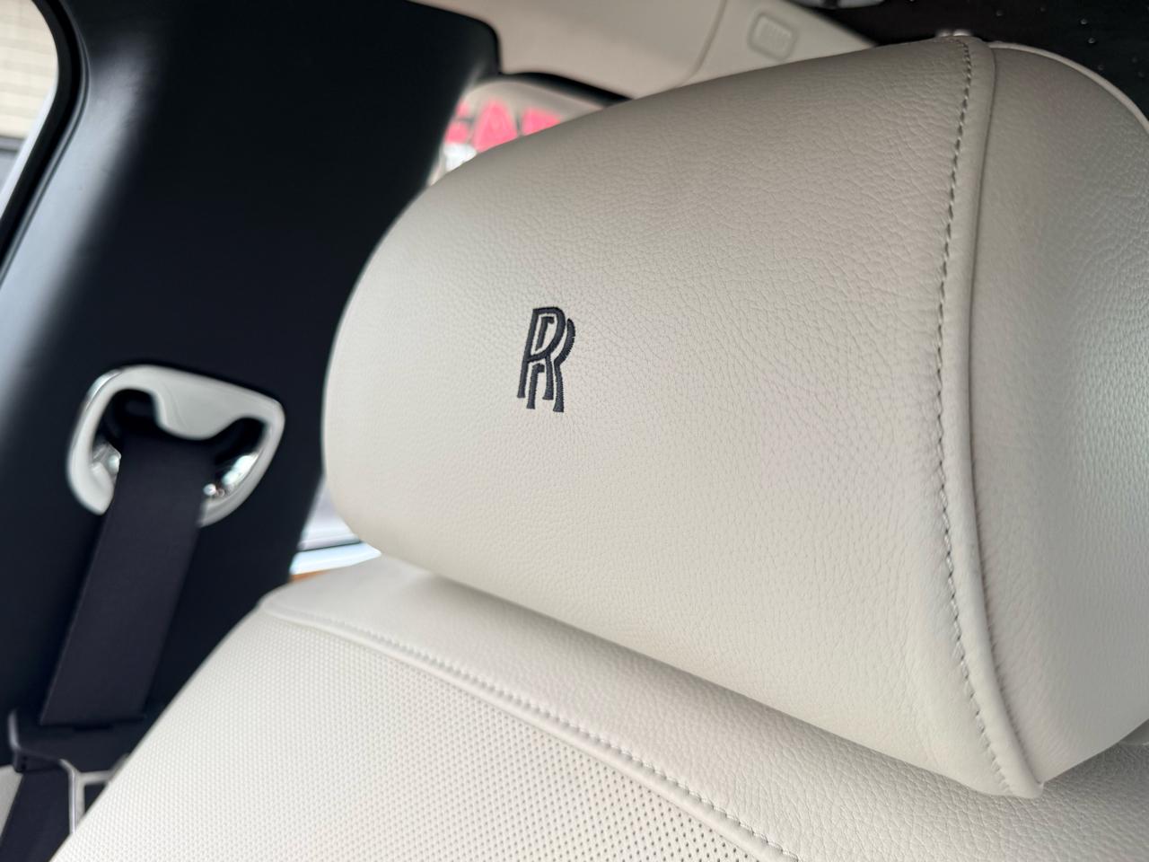 Rolls-Royce Ghost Sedan 2012