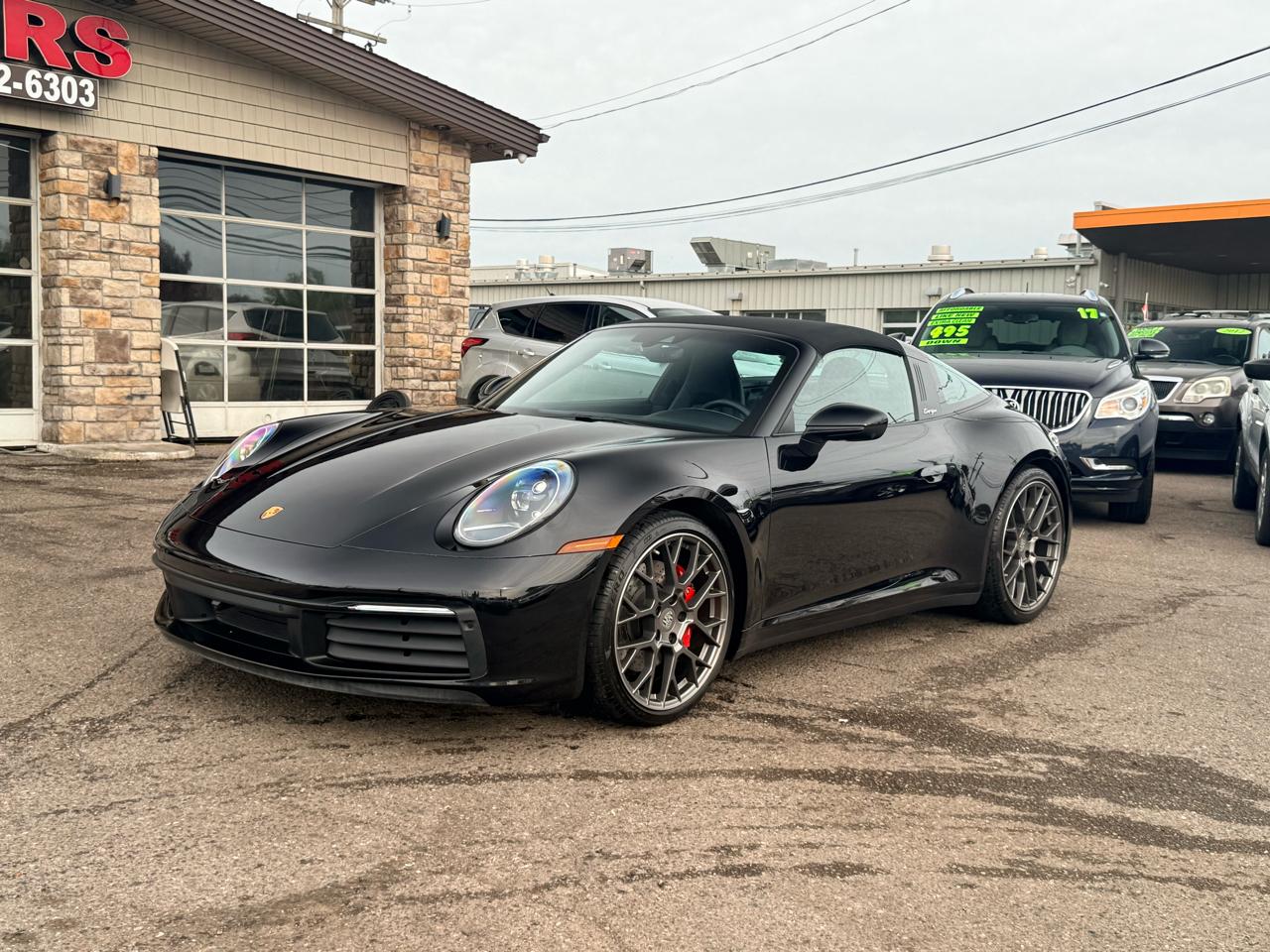 Porsche 911 Targa 4S Coupe 2021