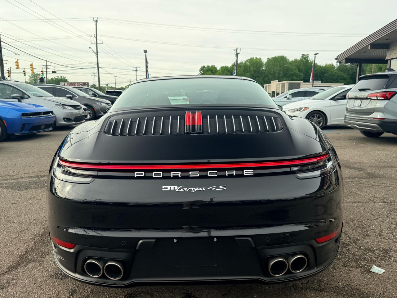 Porsche 911 Targa 4S Coupe 2021