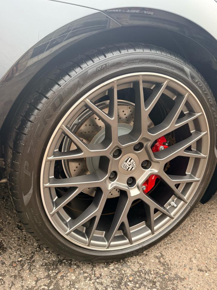 Porsche 911 Targa 4S Coupe 2021
