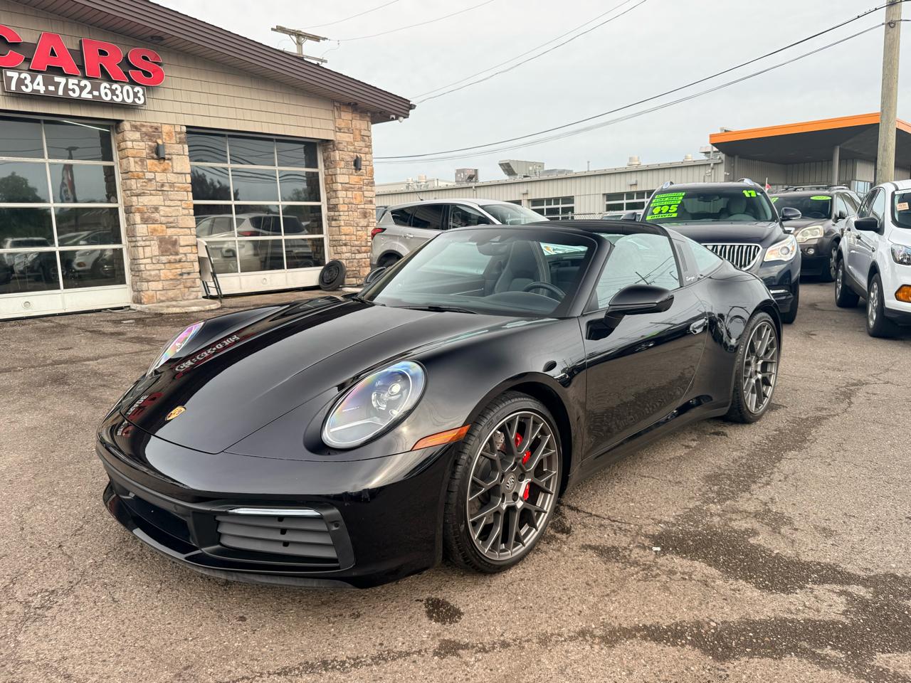 Porsche 911 Targa 4S Coupe 2021