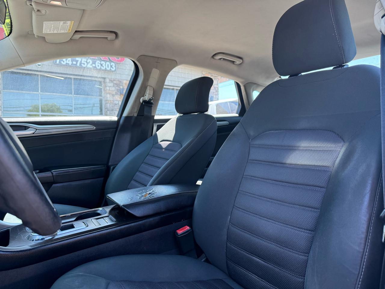 Ford Fusion SE 2017