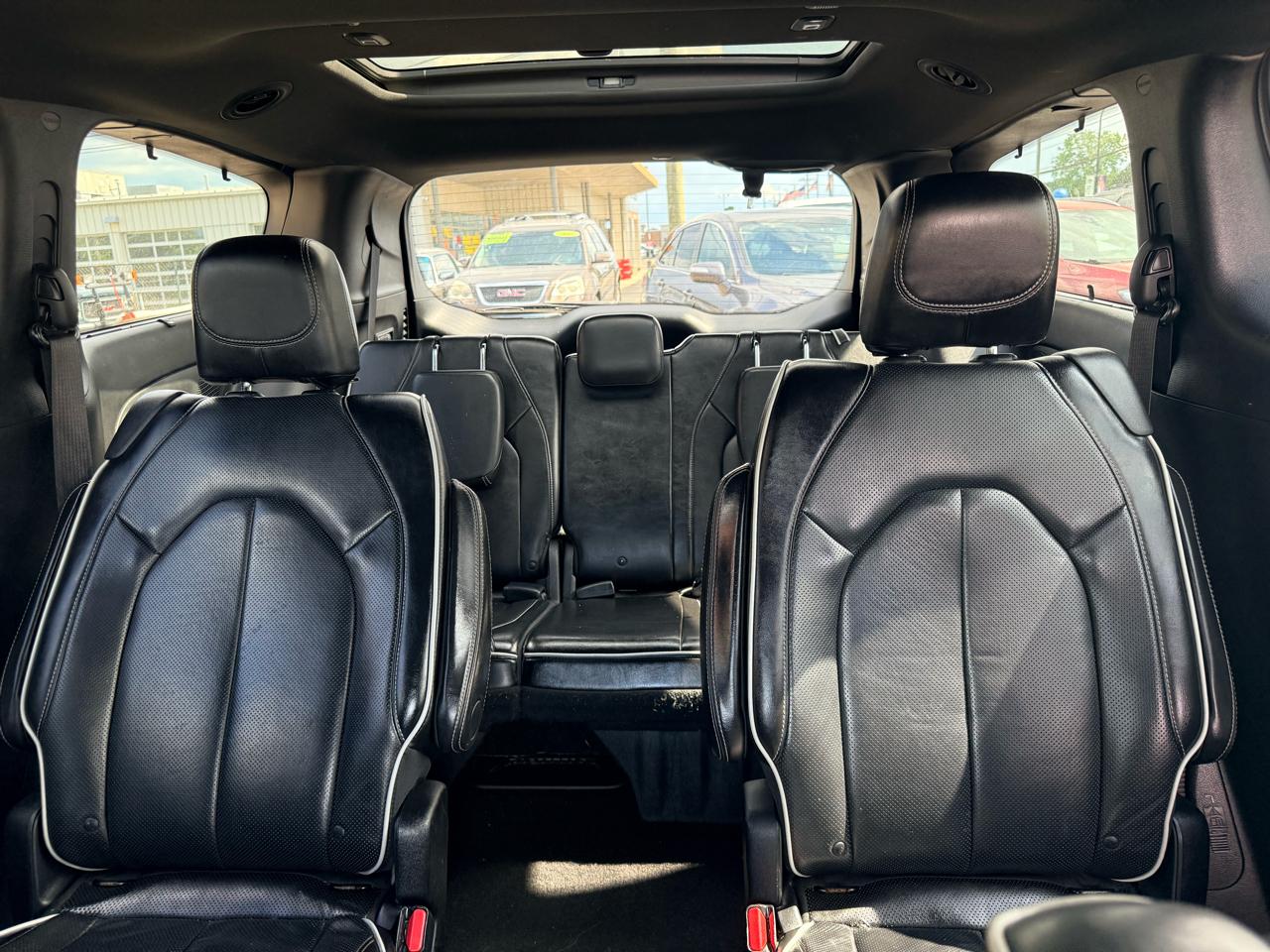 Chrysler Pacifica Limited 2018