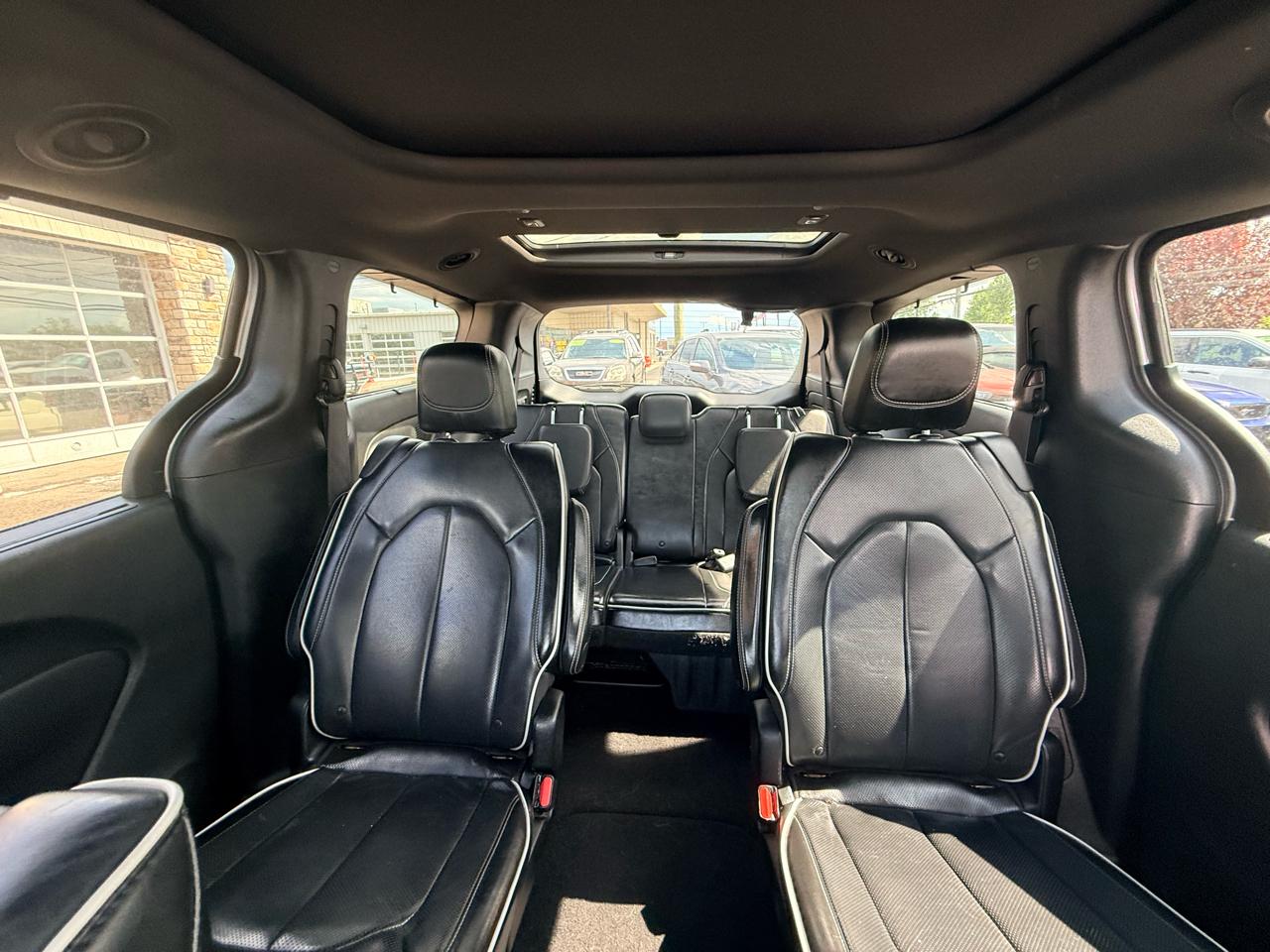 Chrysler Pacifica Limited 2018