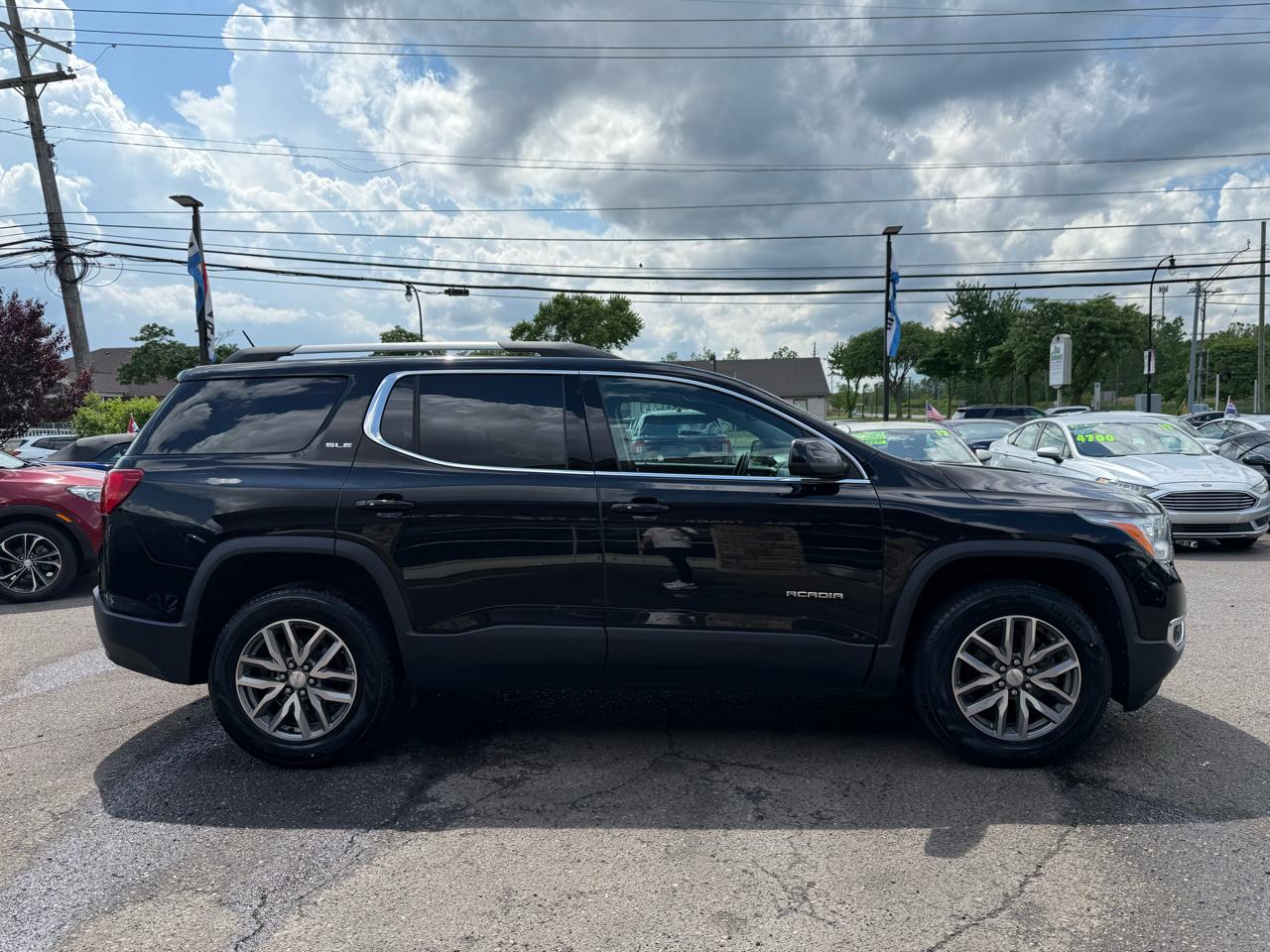 GMC Acadia SLE-2 FWD 2017