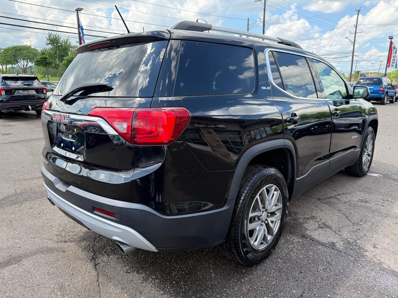 GMC Acadia SLE-2 FWD 2017