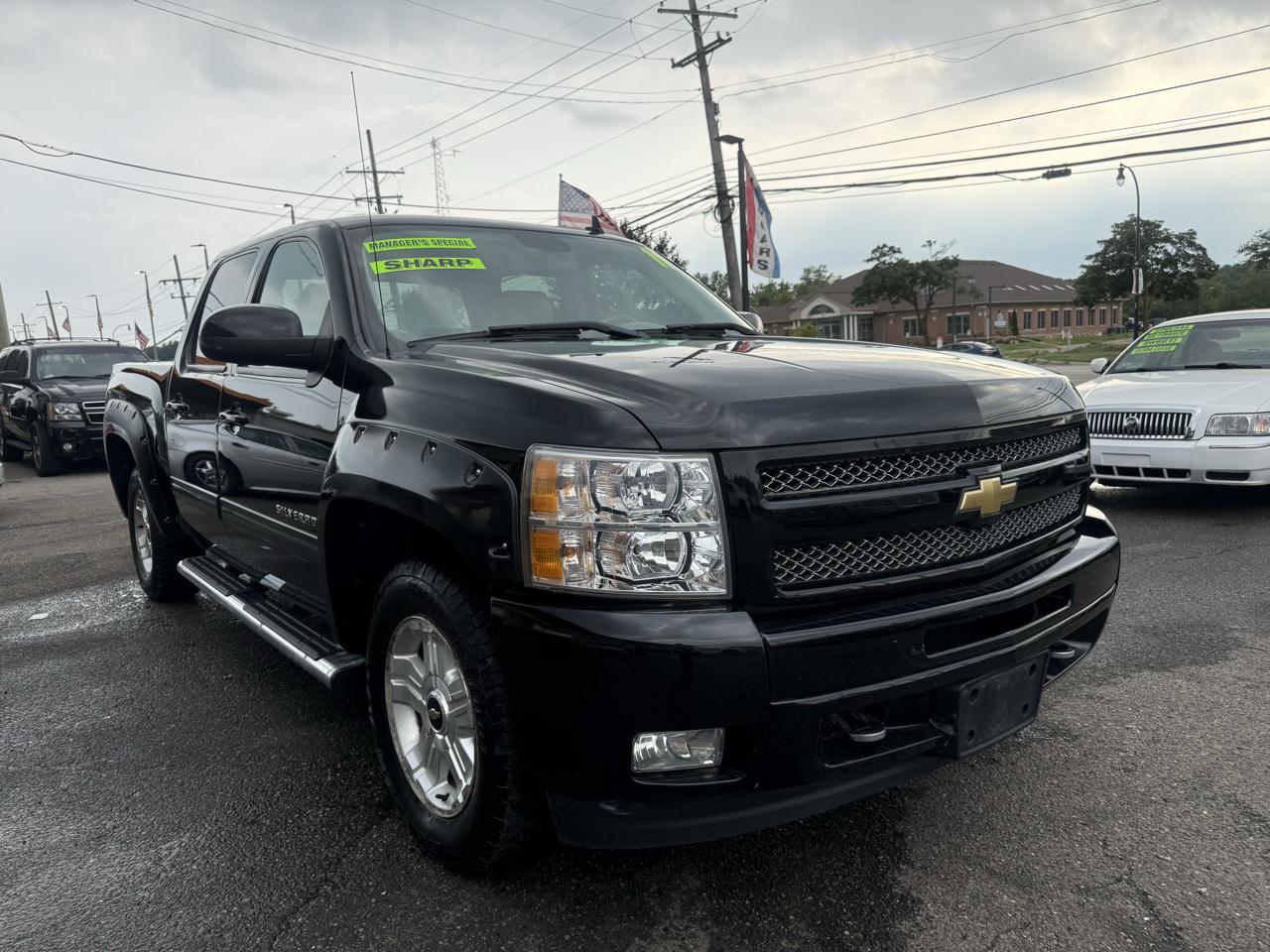 Chevrolet Silverado 1500 LTZ Crew Cab 4WD 2011