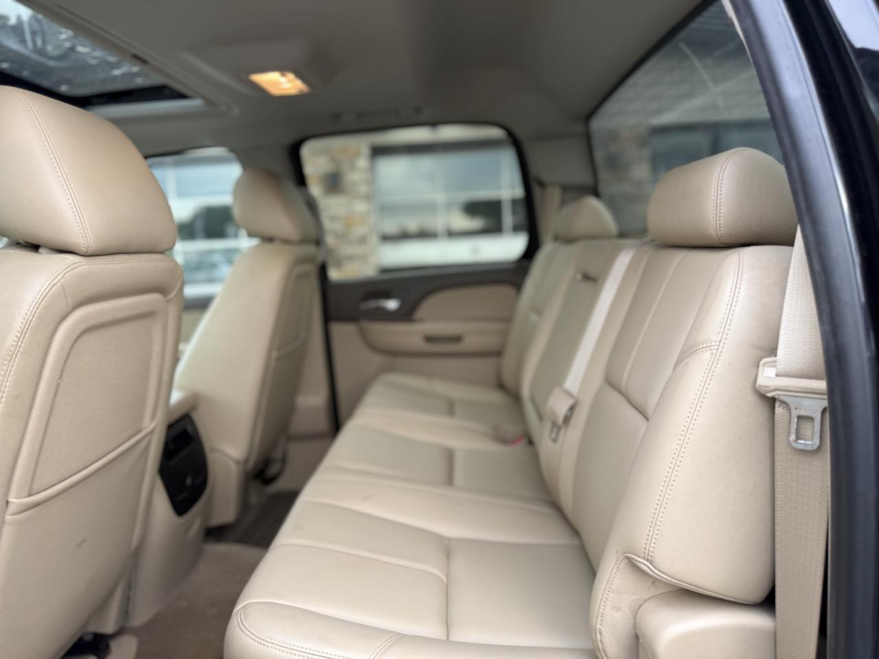 Chevrolet Silverado 1500 LTZ Crew Cab 4WD 2011