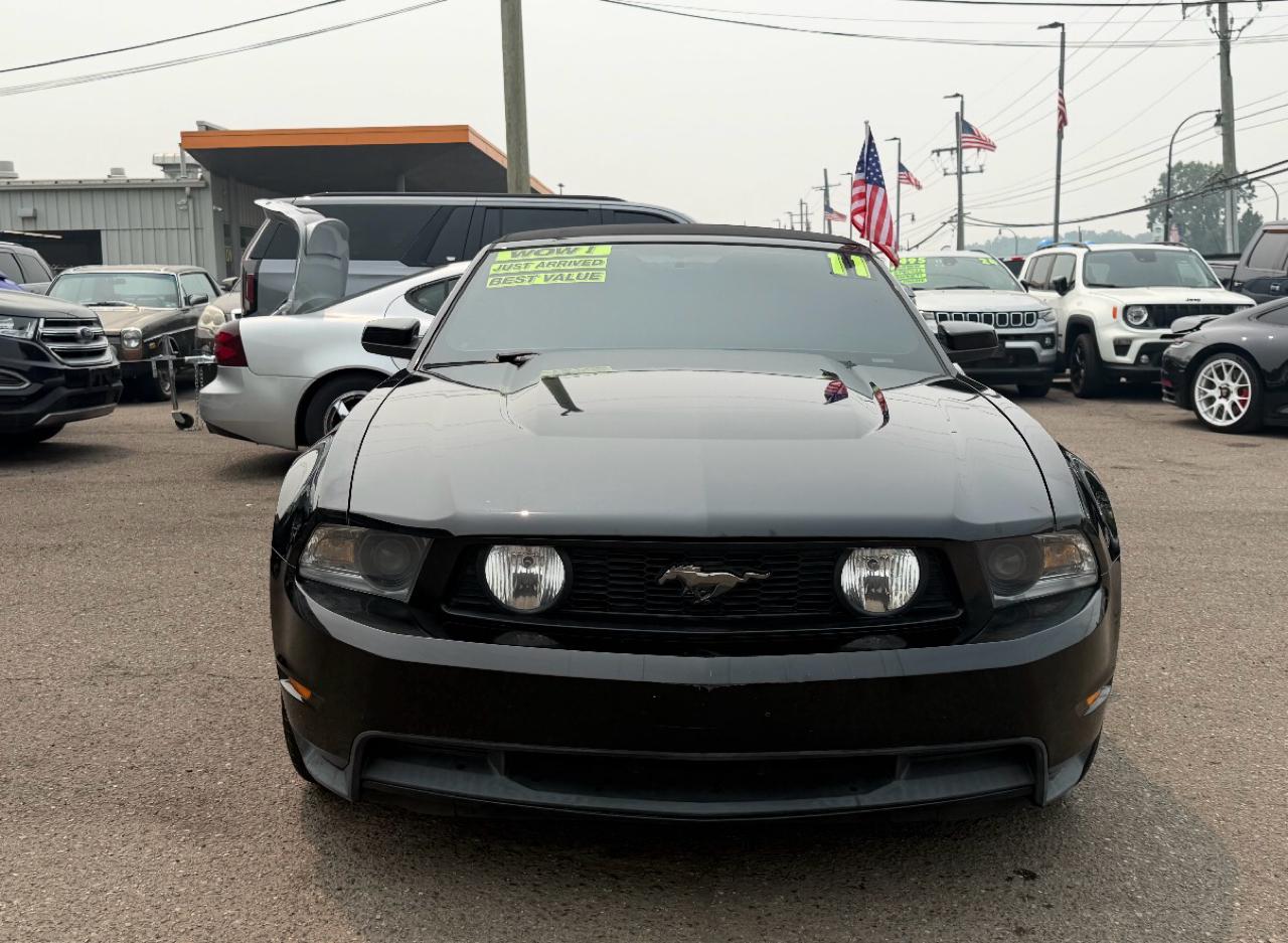 Ford Mustang GT convertible 2011