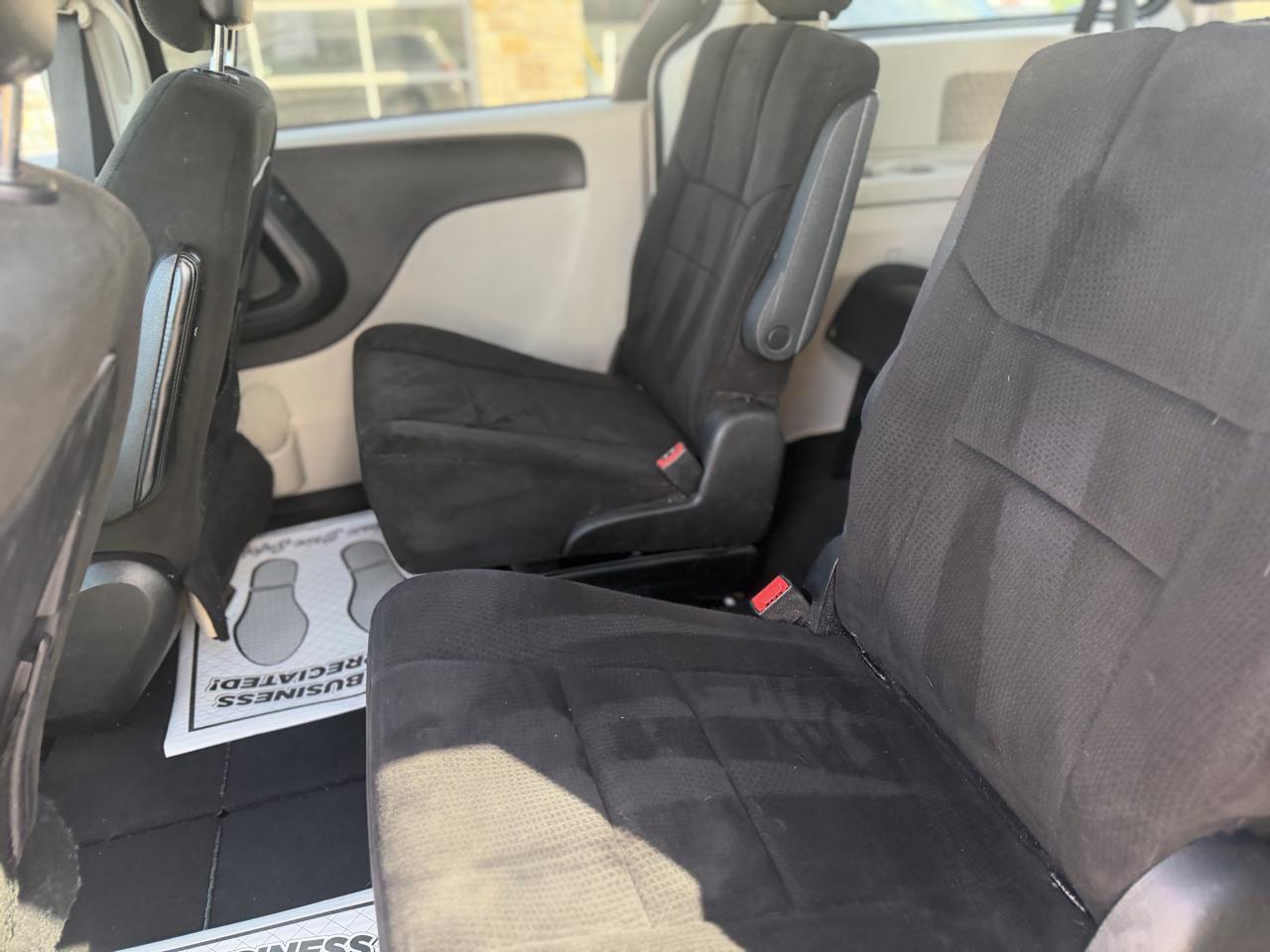 Dodge Grand Caravan photo 13