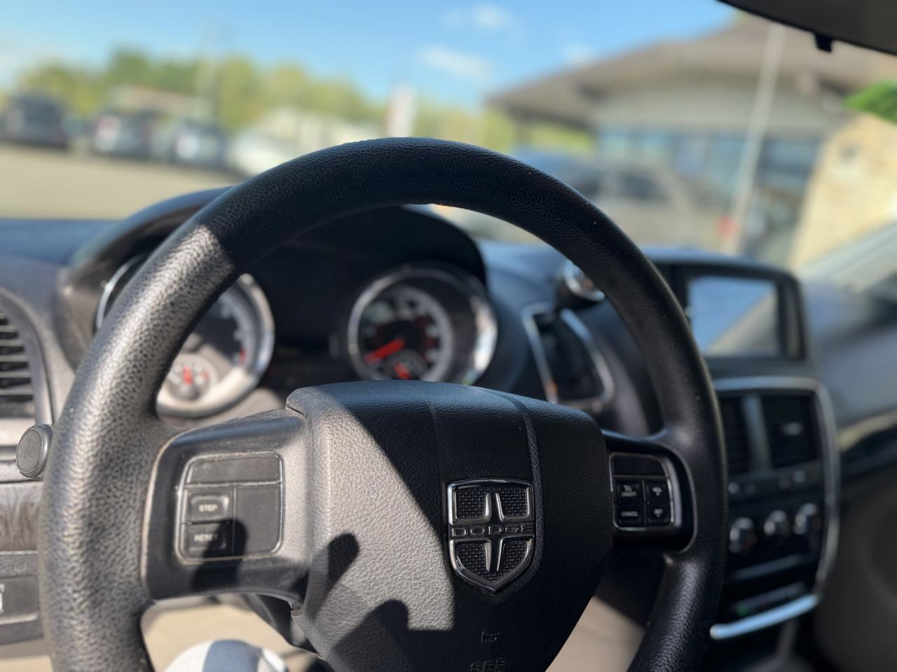Dodge Grand Caravan photo 16