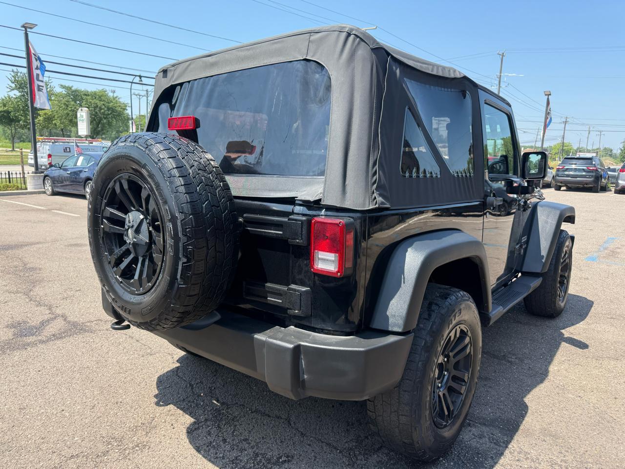 Jeep Wrangler Sport 4WD 2013