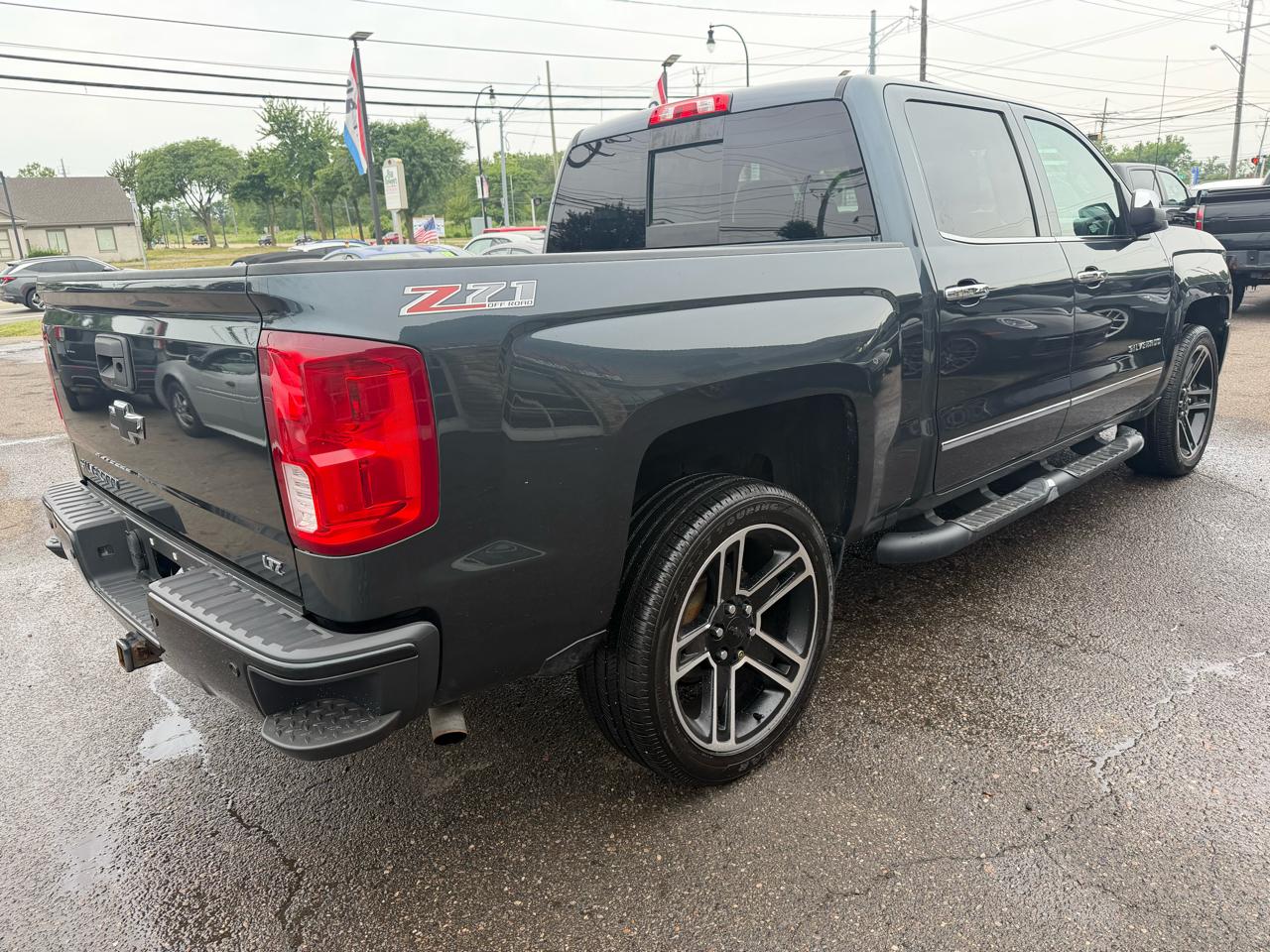 Chevrolet Silverado 1500 LTZ Crew Cab 4WD 2017