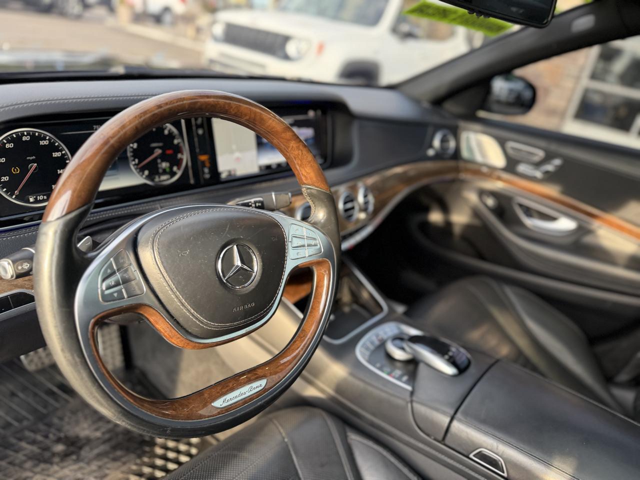 Mercedes-Benz S-Class S550 4MATIC 2016