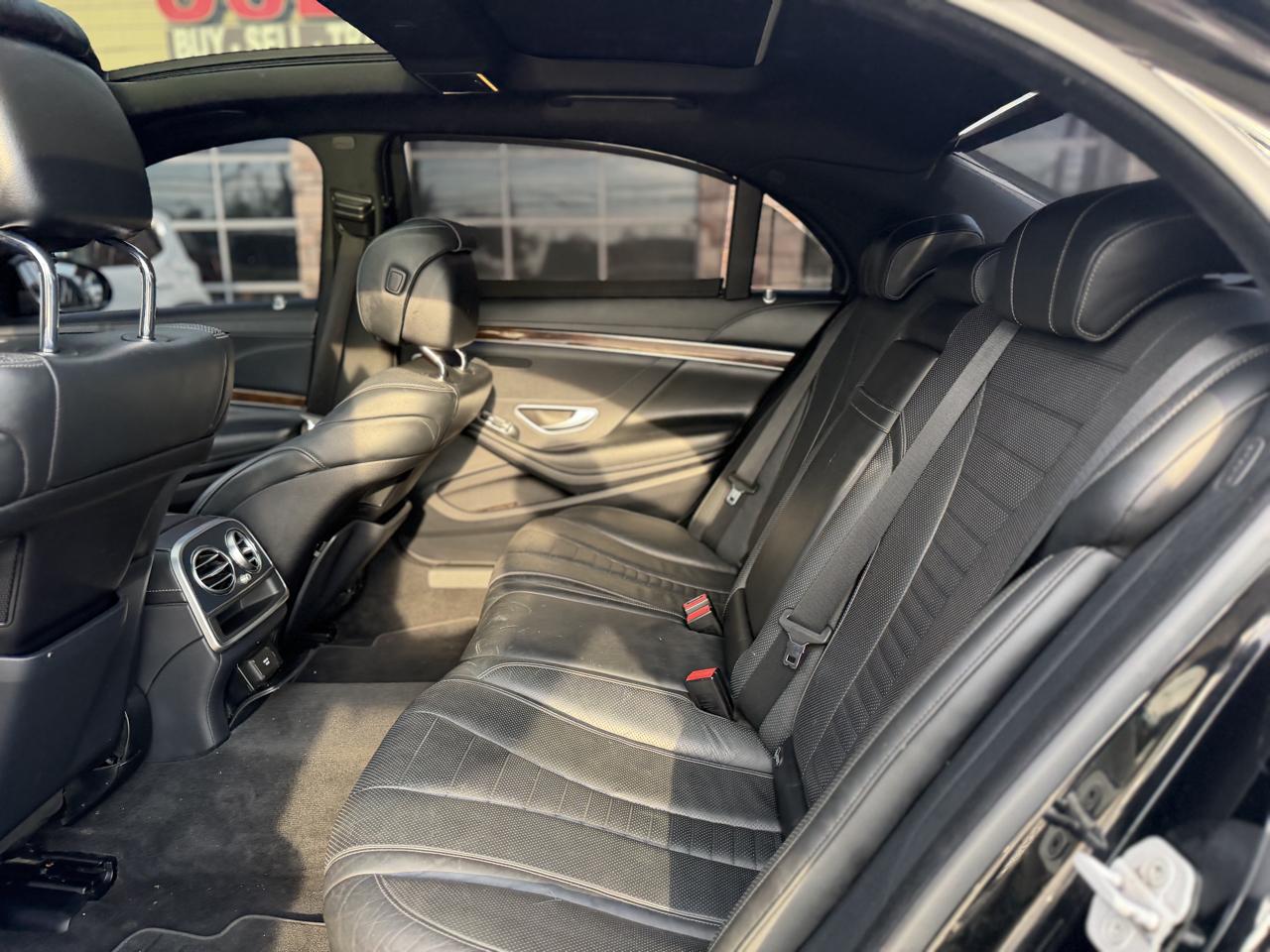 Mercedes-Benz S-Class S550 4MATIC 2016