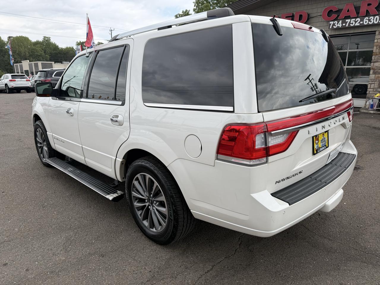 Lincoln Navigator 4WD 2015