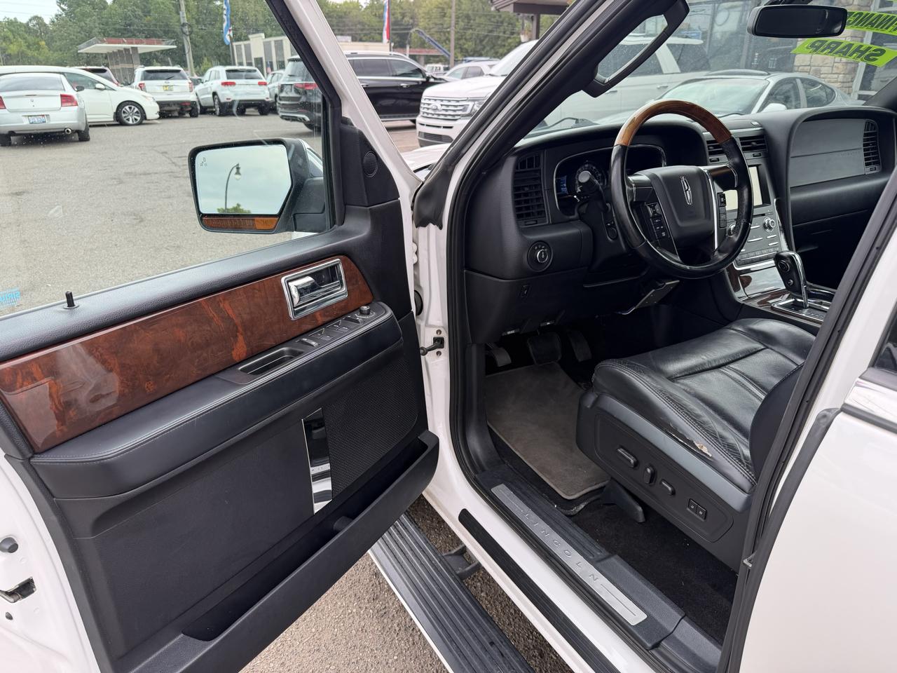 Lincoln Navigator 4WD 2015