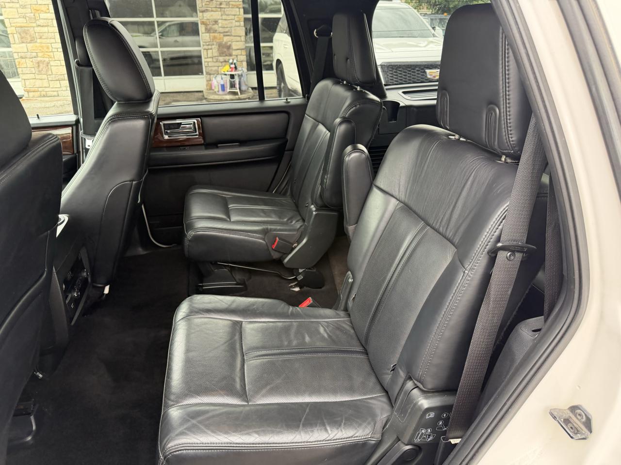 Lincoln Navigator 4WD 2015