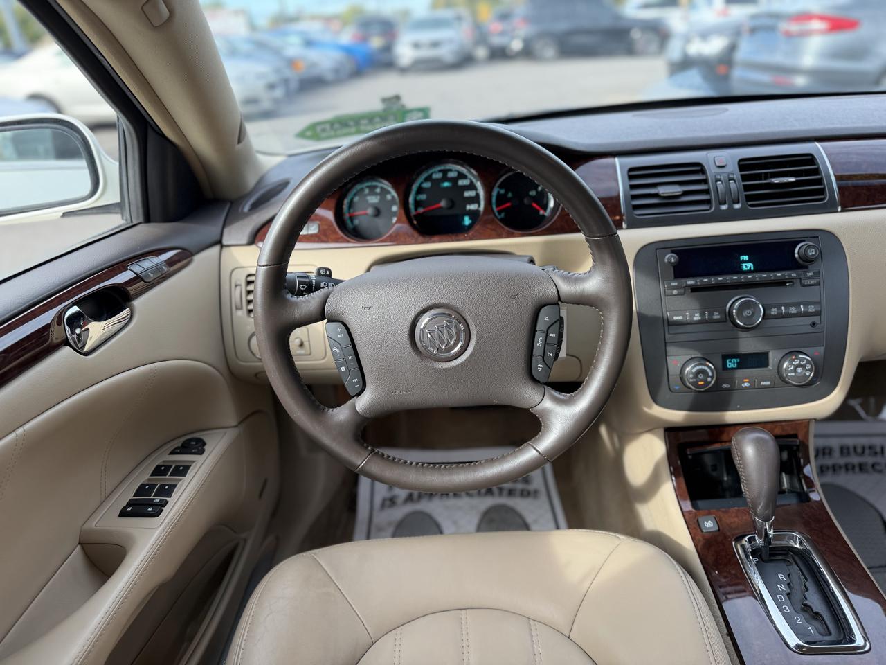 Buick Lucerne photo 15