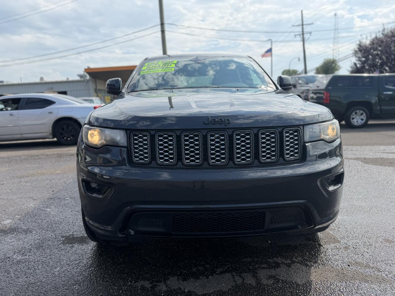 Jeep Grand Cherokee Laredo 4WD 2018
