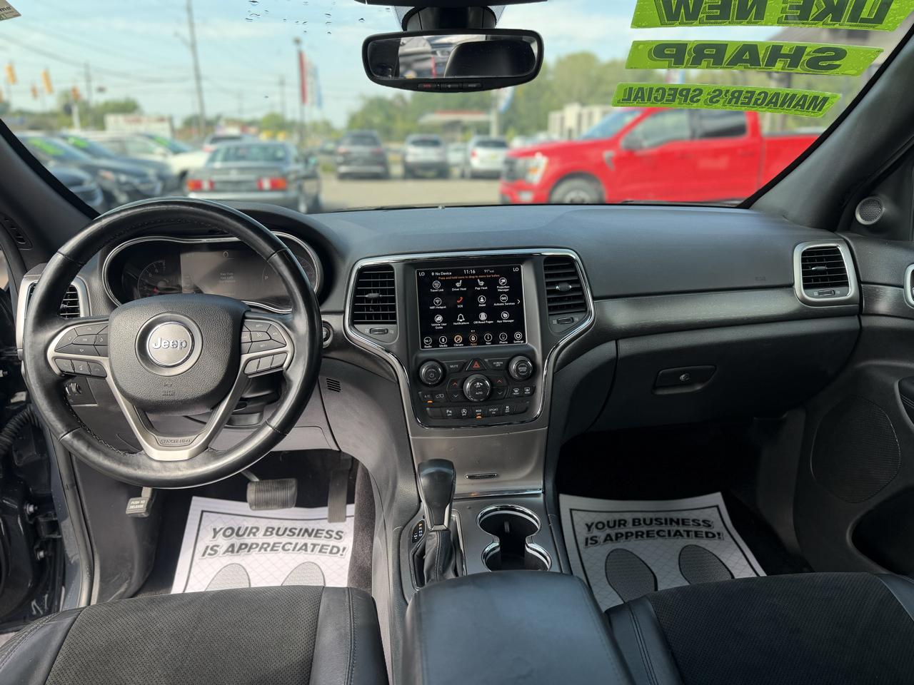 Jeep Grand Cherokee Laredo 4WD 2018