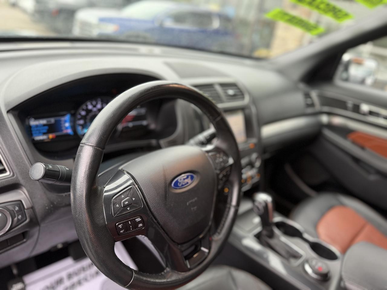 Ford Explorer XLT 4WD 2019