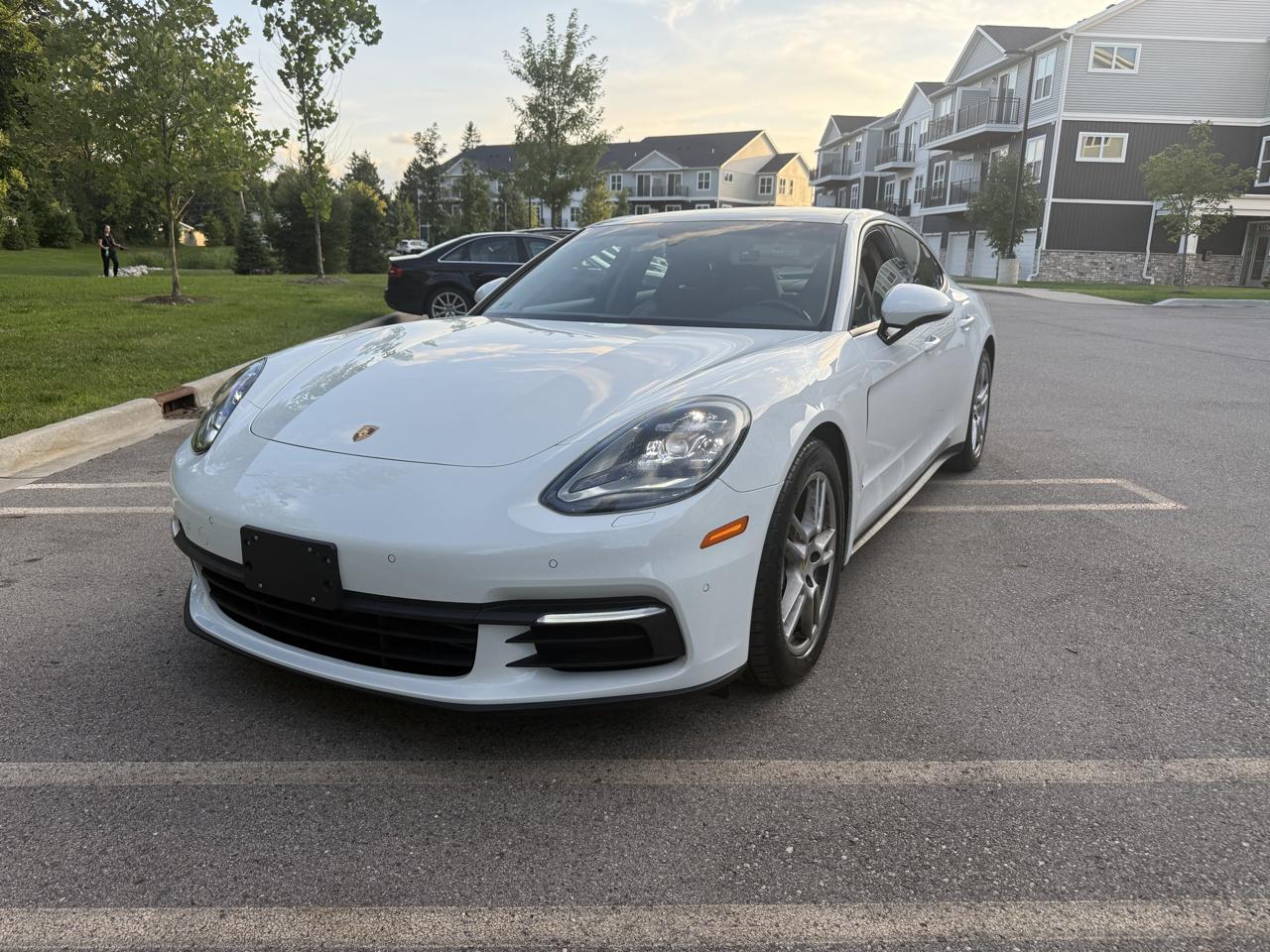 Porsche Panamera 4 2018
