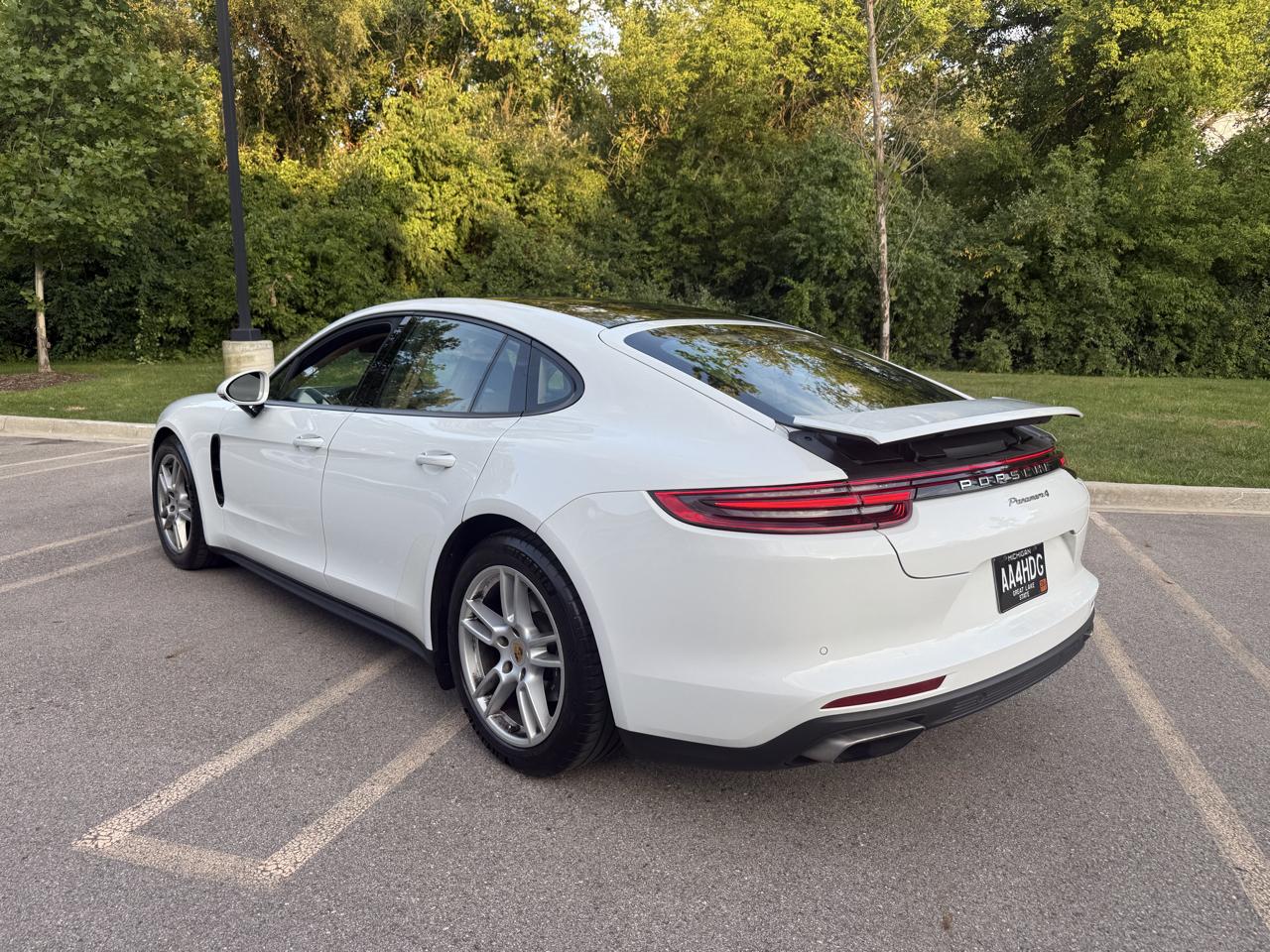 Porsche Panamera 4 2018